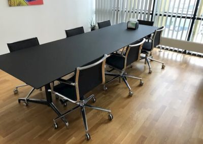 VA-clean_Clean_Conference_Room