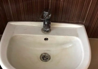 Va-clean-dirty-sink