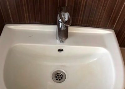 Va-clean-clean-sink