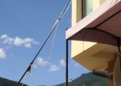 va-clean-cleaning-window